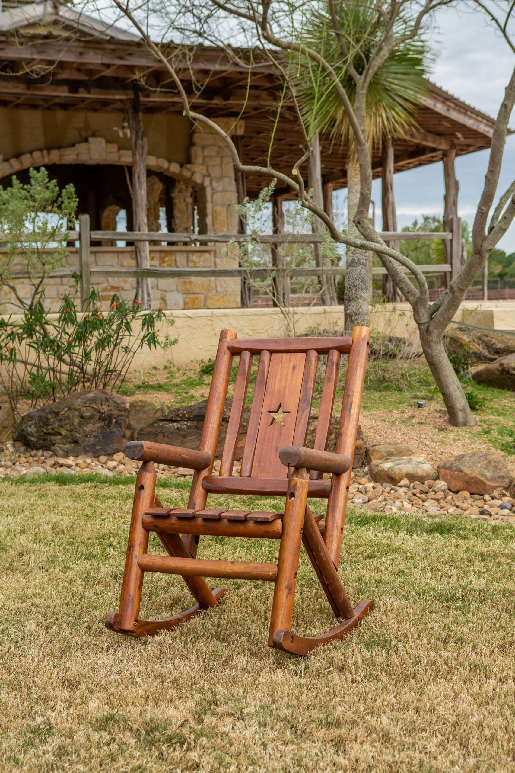 amber-log-star-porch-rocker-850.jpg