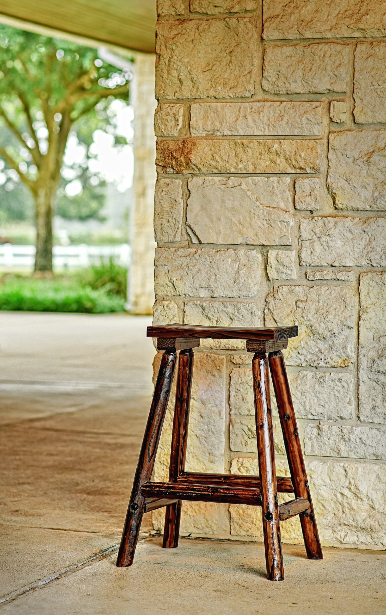 char-log-saddle-stool-874.jpg