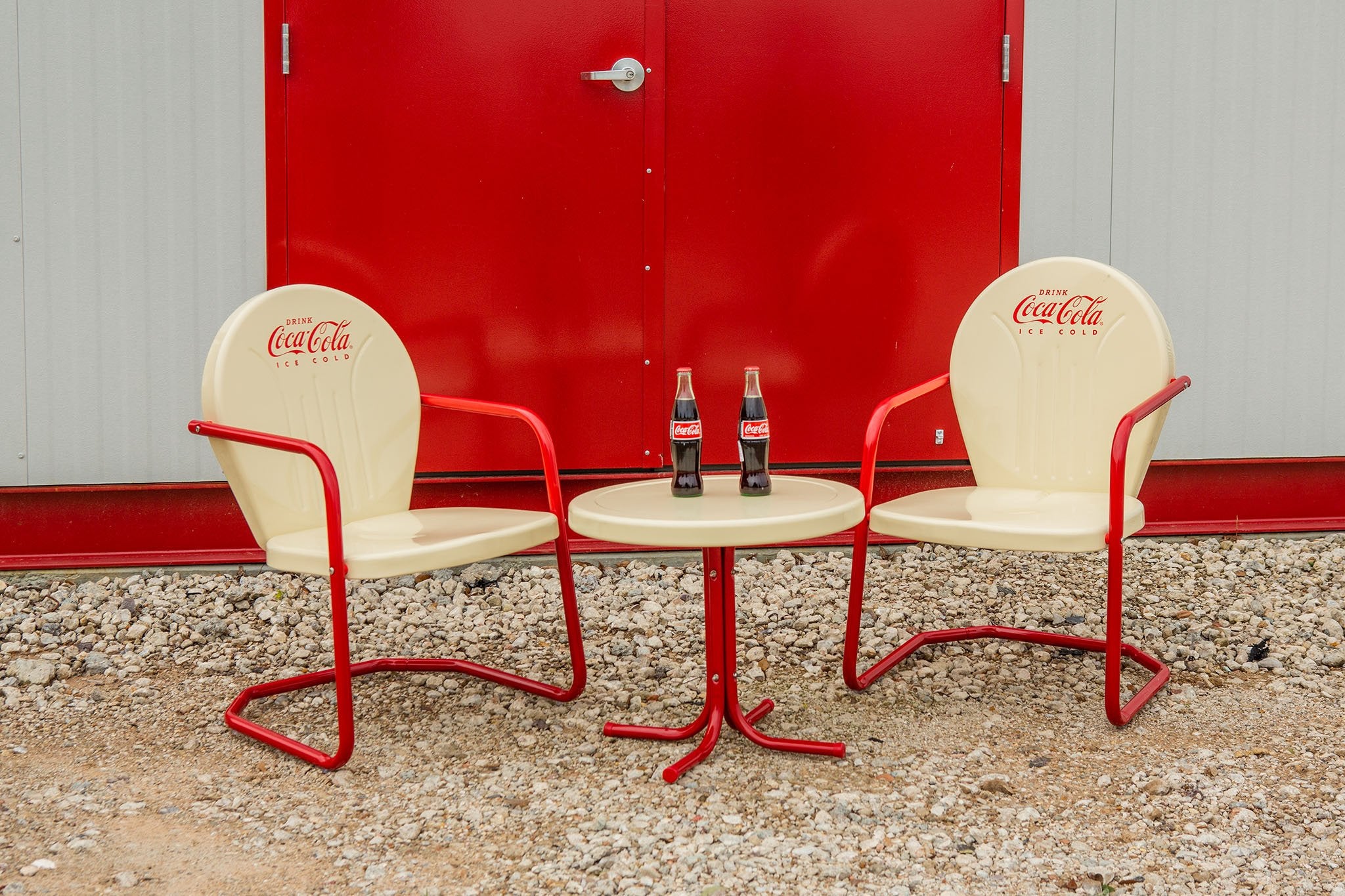 coca-cola-r-vanilla-retro-bistro-set-820.jpg