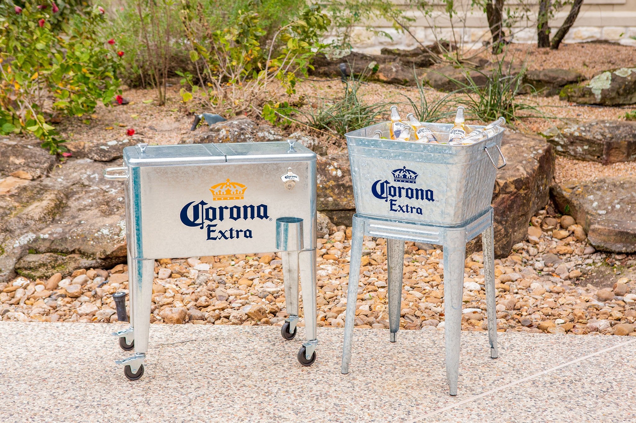 corona-extra-r-galvanized-retro-cooler-60-qt-653.jpg