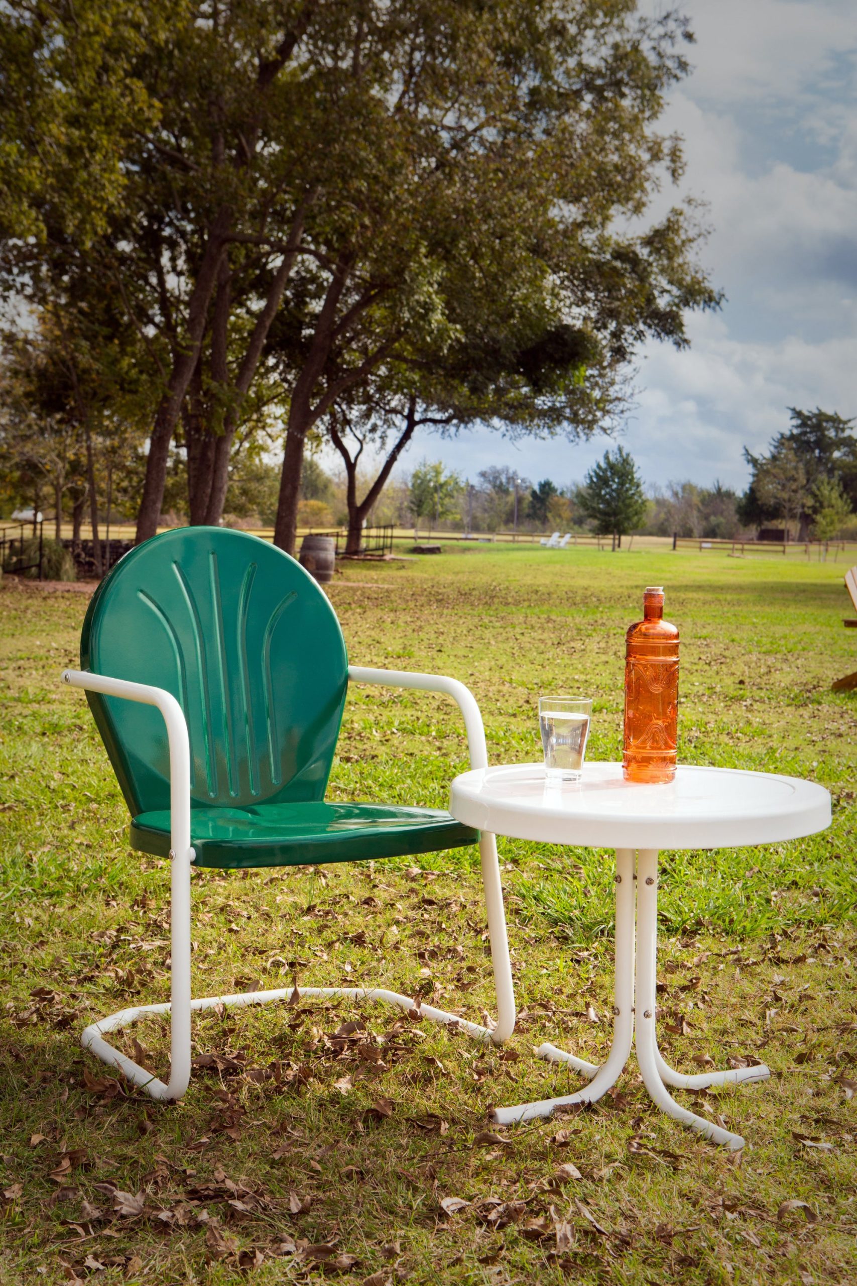 dark-green-retro-metal-chair-440.jpg